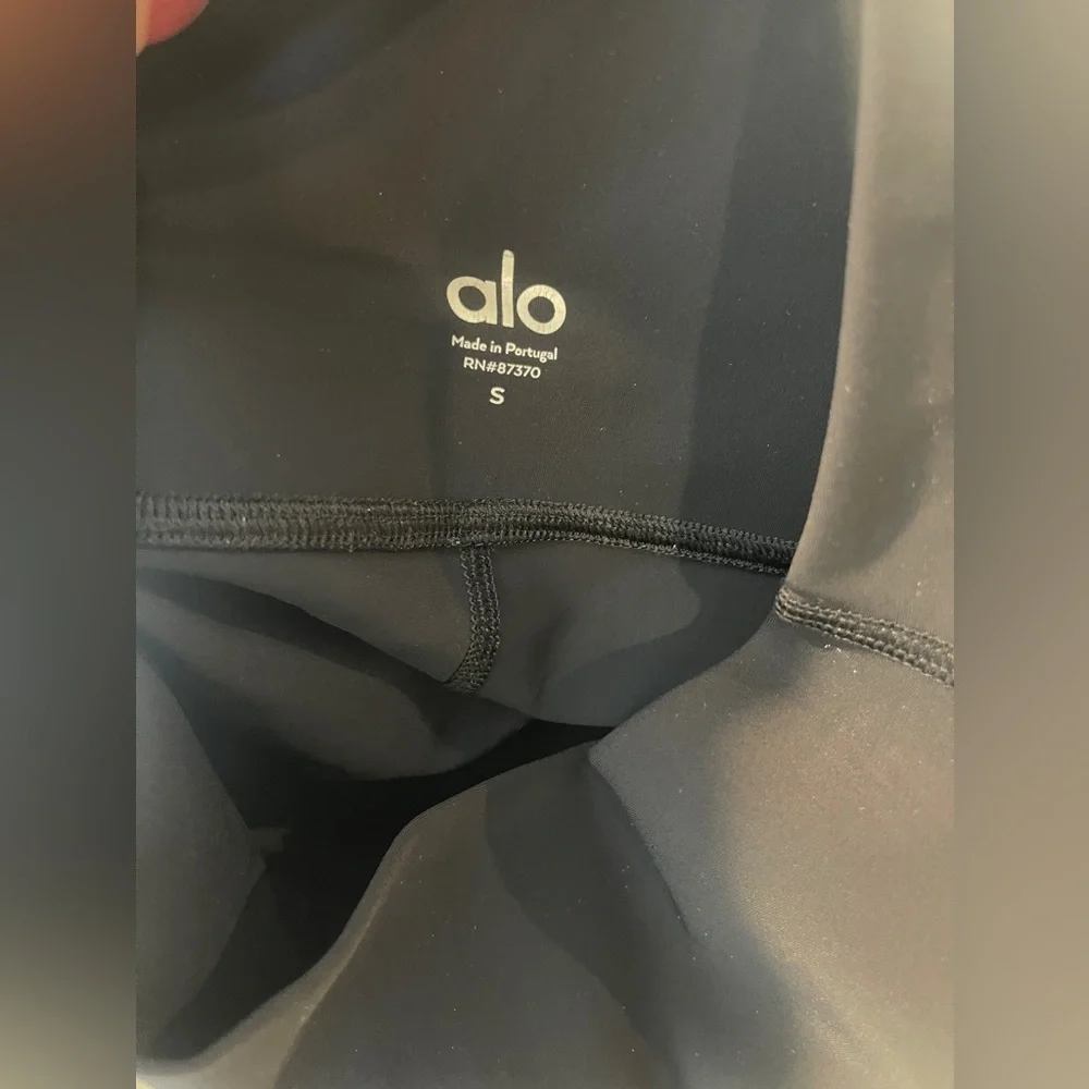Alo Yoga Warrior Ripped Cut Slit Leggings Size S